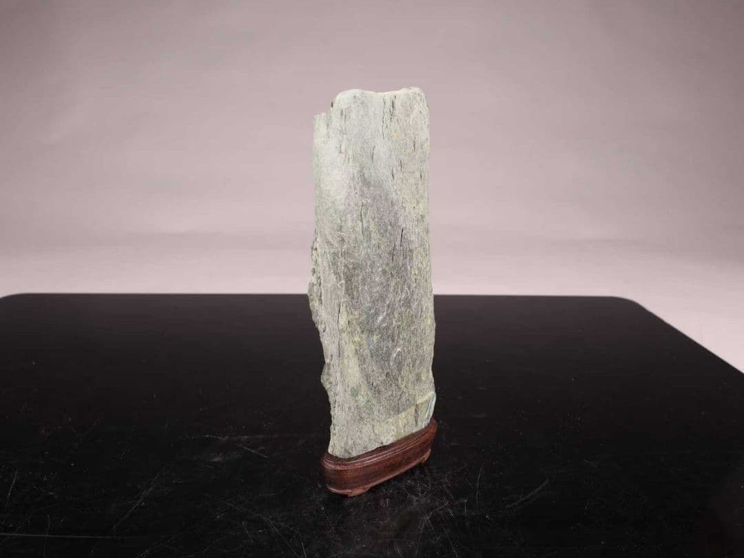 A1072賞石 飾り石 天然石 台付き 置物 箱付き ｝