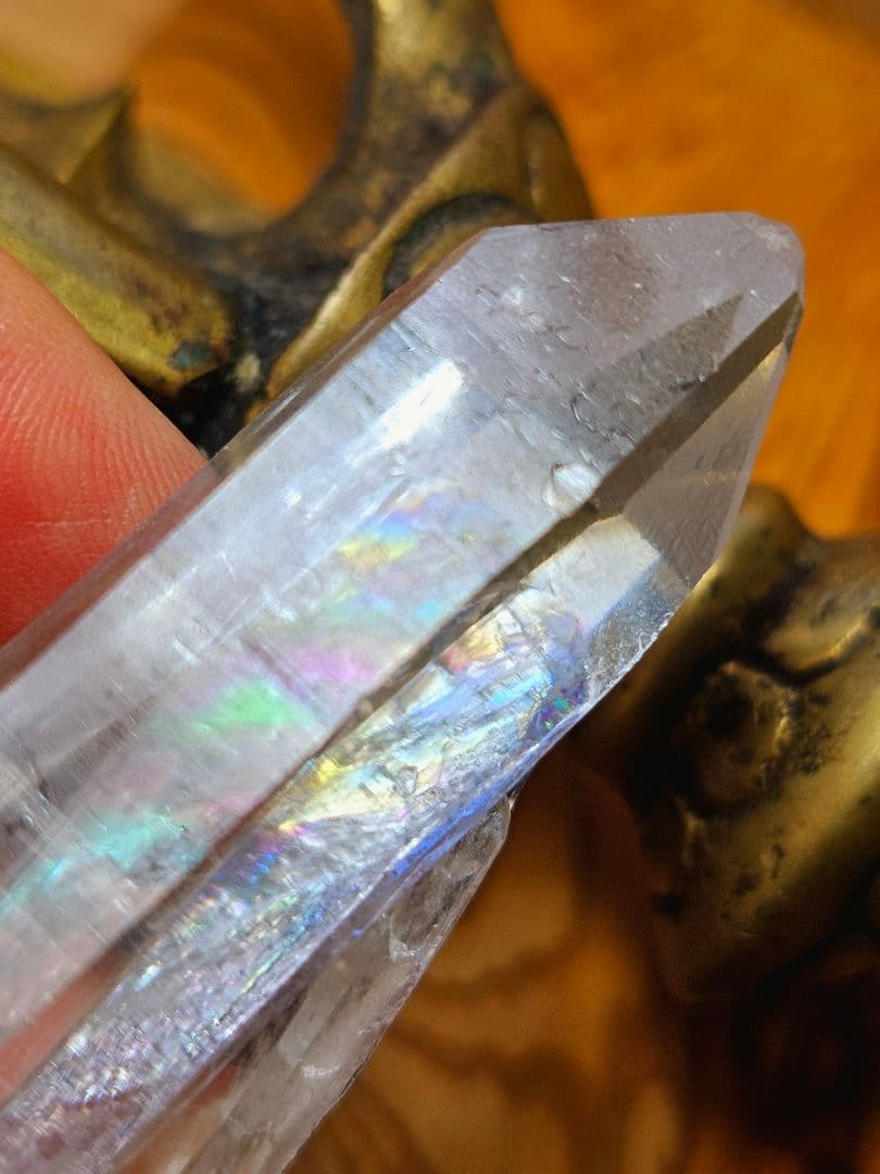 虹入り‼️高い波動‼️ヒマラヤのレムリアン ネパール マカルー産 水晶