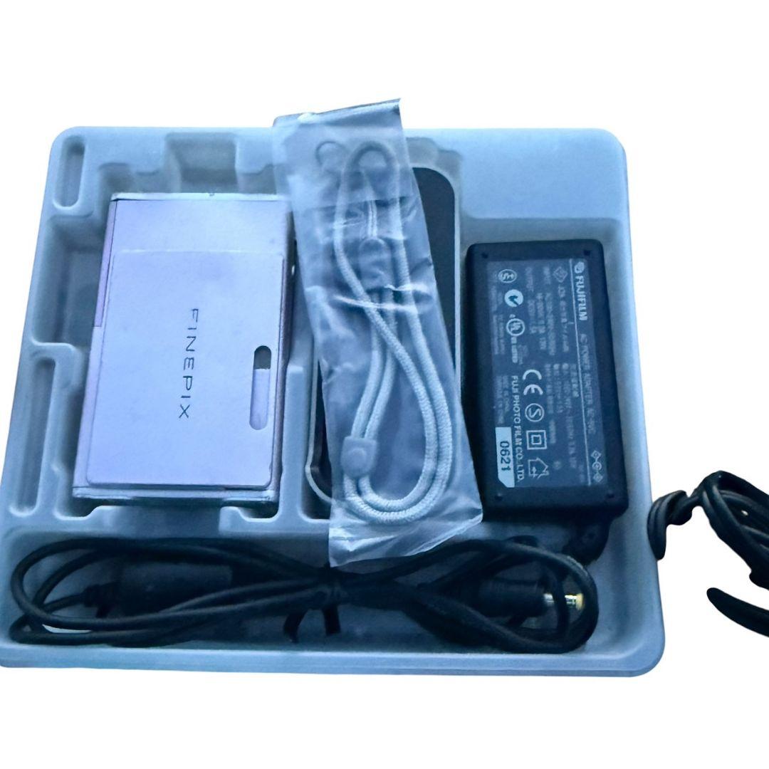 デジタルカメラ FUJIFILM FINEPIX Z3 PINK