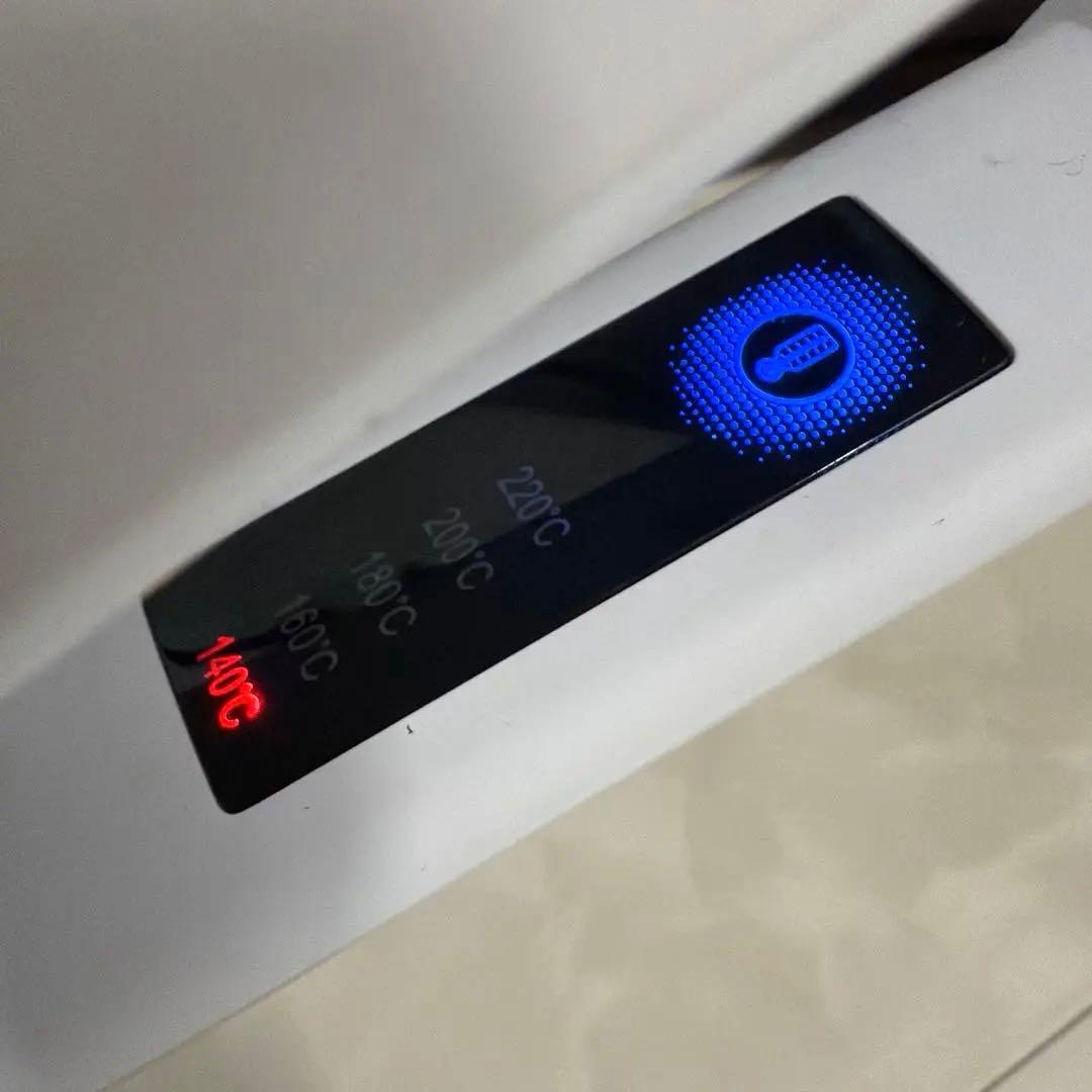 美品！KINUJO WORLDWIDE MODEL ストレートアイロン　白