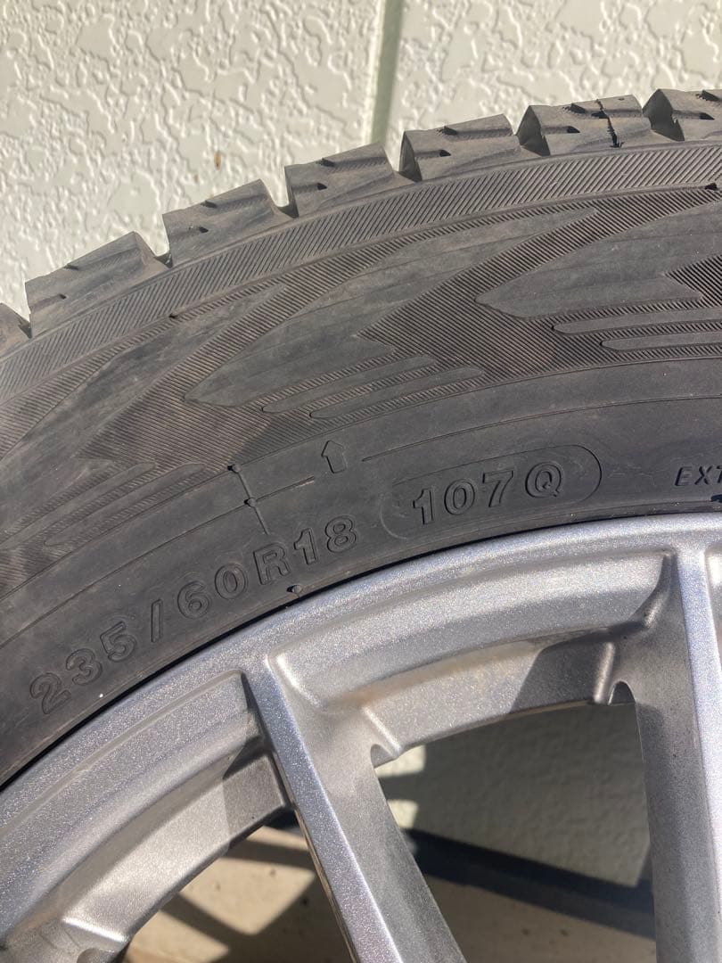 YOKOHAMA G075 スタッドレスタイヤ 18インチ