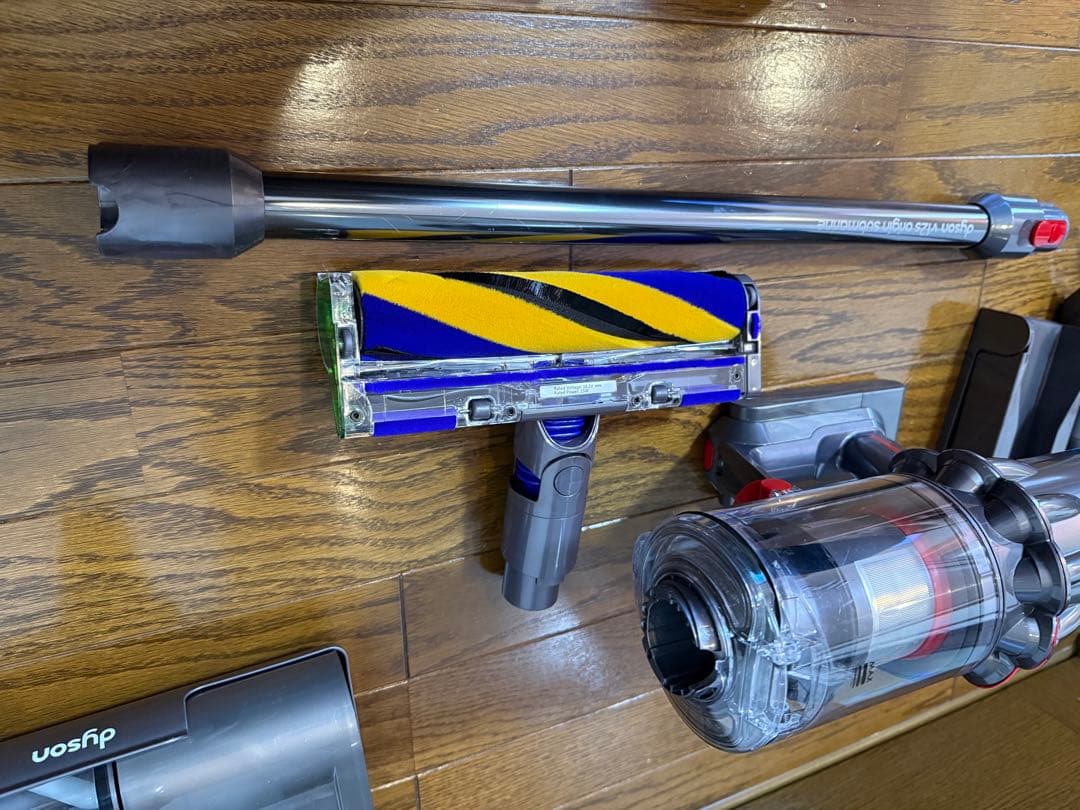 期間限定値下げ中 V12 SV49 ダイソン コードレス掃除機 分解清掃済み⑧