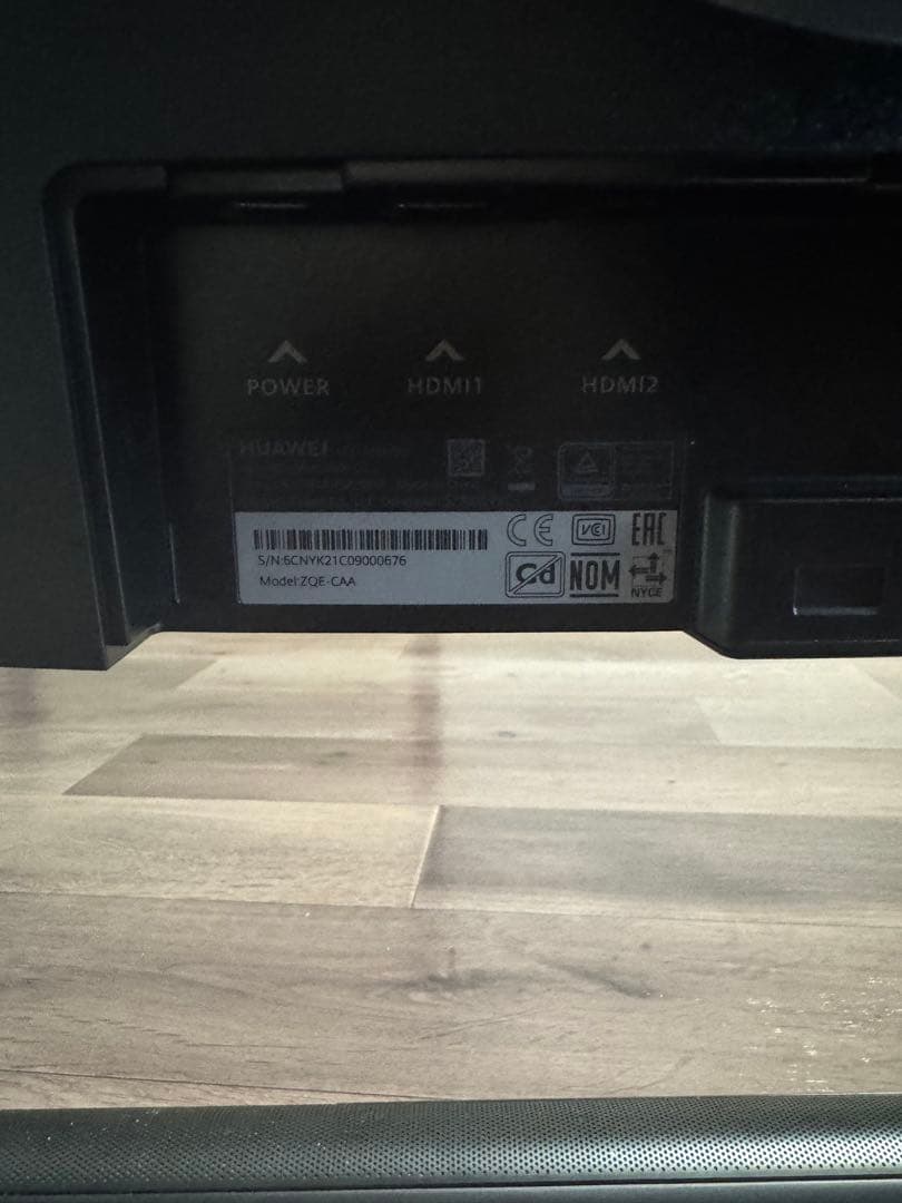 HUAWEI ZQE-CAAモニター