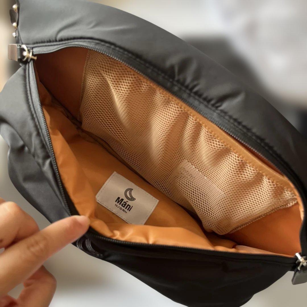 【未使用】人気！ 抱っこバック　ヒップシート　 黒　ナイトブラック