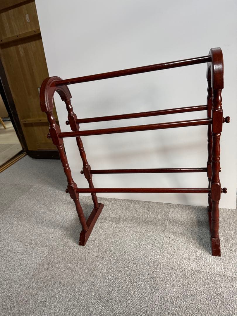 クラシック木製タオルラック マホガニー調 バスタオルスタンド 当時物 ヨーロッパ