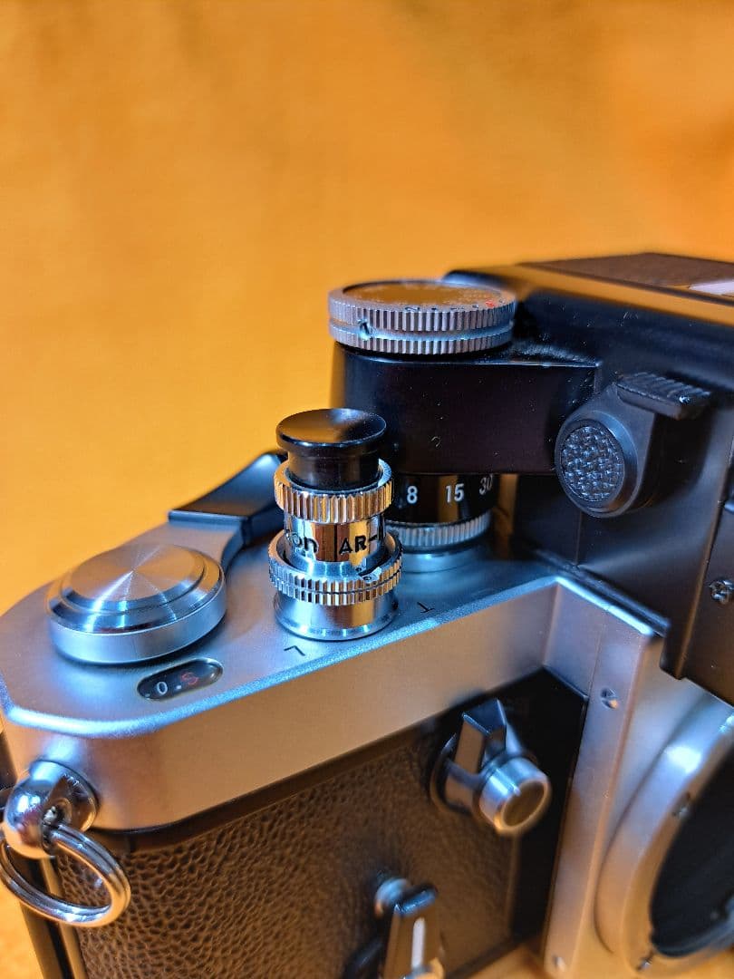 Nikon F2フォトミック. DE-1 & 標準レンズ付き