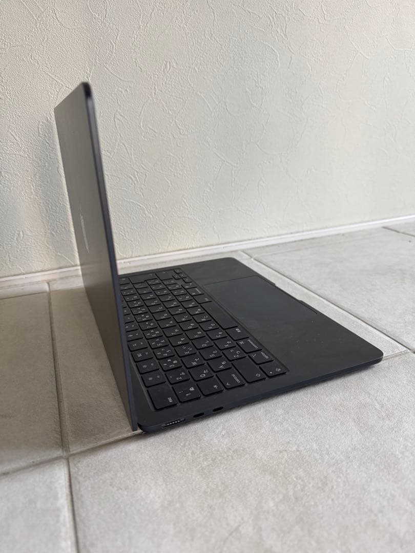 MacBook本体 Apple Macbook air M2