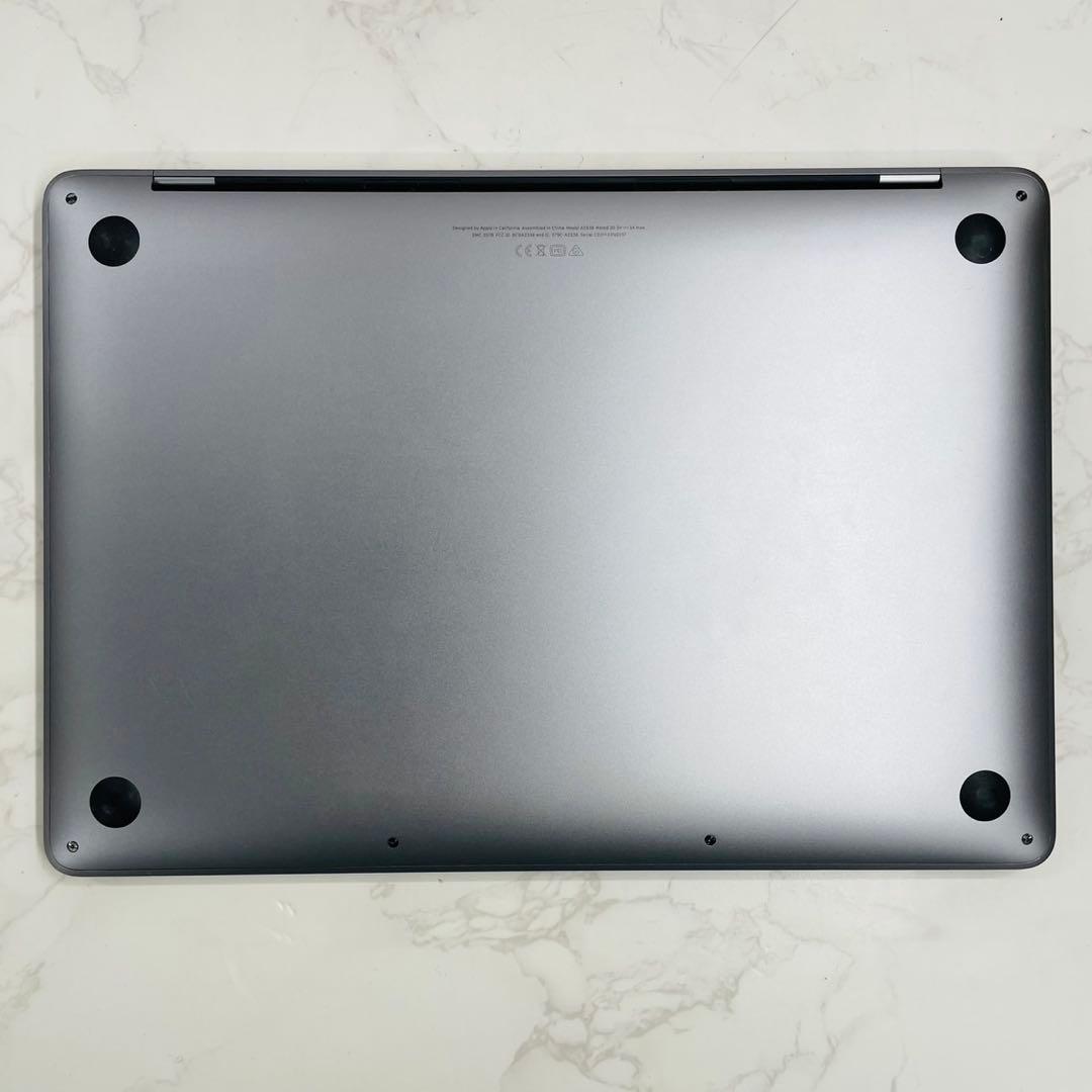 MacBookPro 13インチ 2020 M1 8GB 512GB　7975