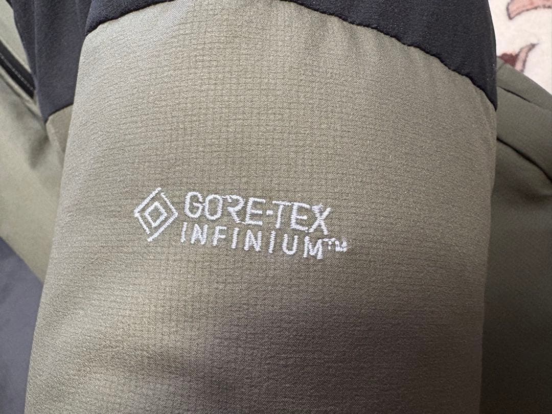 美品　ノースフェイス　バルトロ　ニュートープ　Sサイズ ND91950