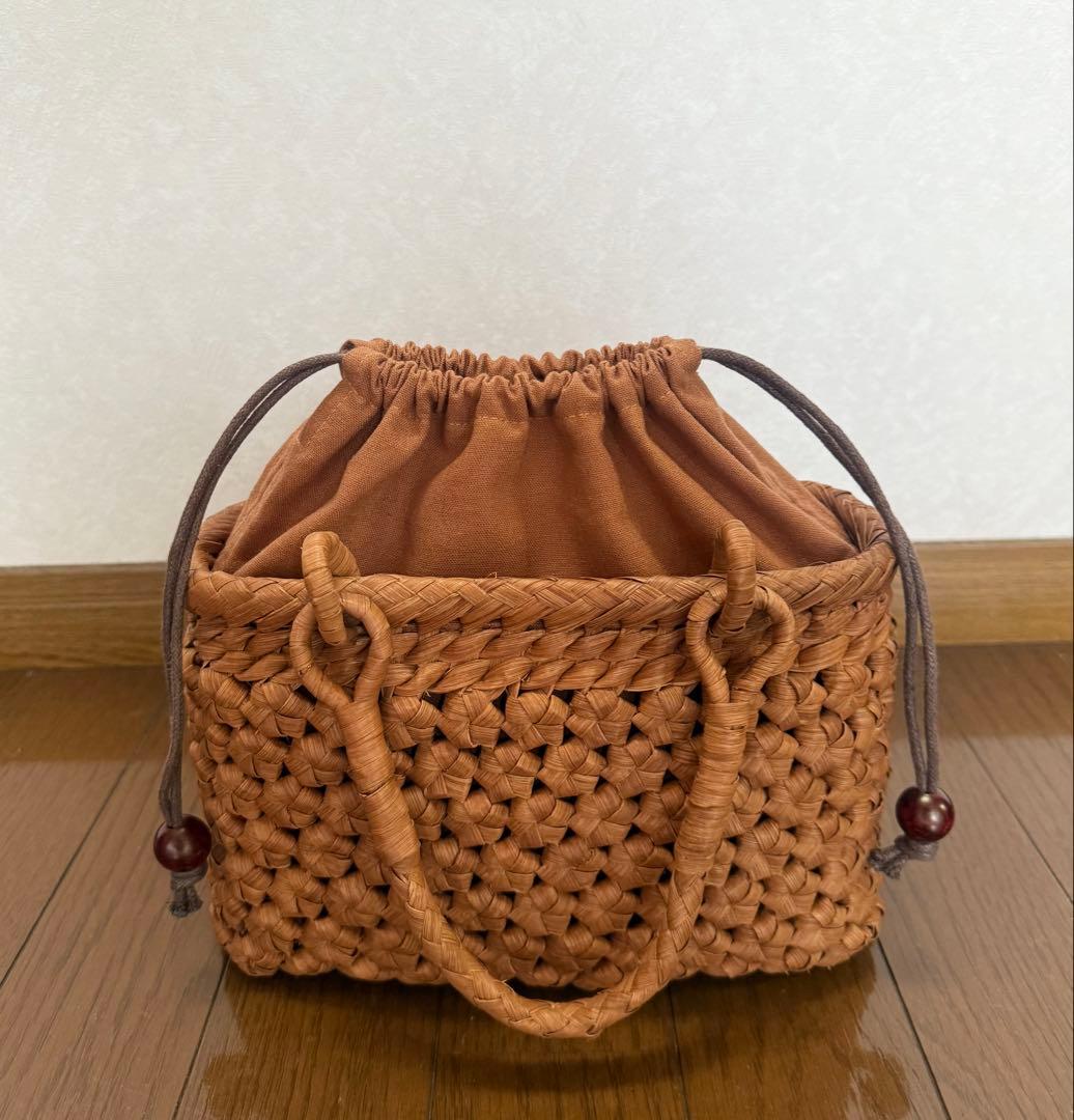 山葡萄　手編み　かごバッグ　六角花編み