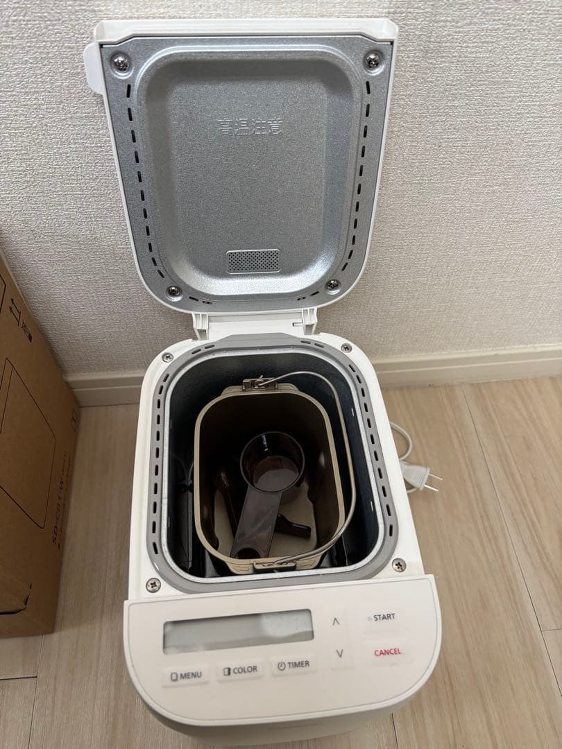 パナソニック ホームベーカリー 約0.6斤 ホワイト SD-CB1-W