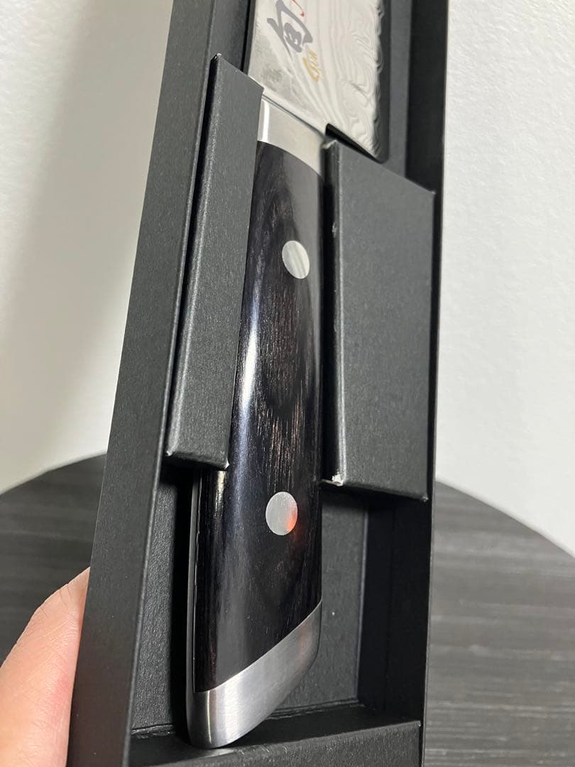 貝印　旬　Kaji 三徳包丁　180mm KDM0004 新品未使用