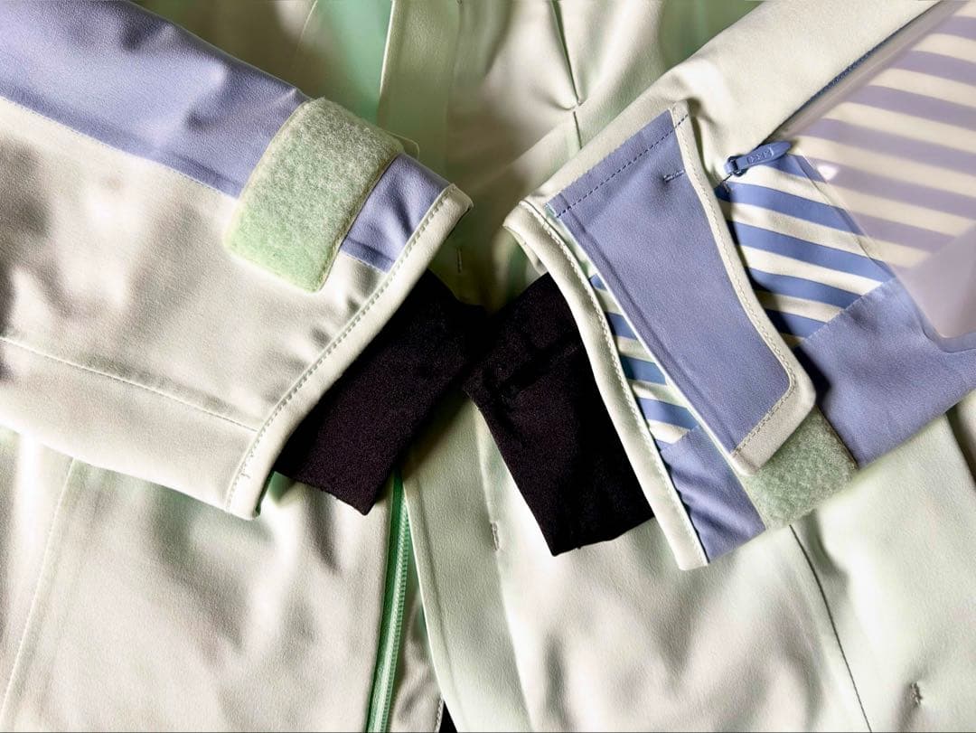 オンヨネ　スキーウェア　デモアウタージャケット　ライムxブルー