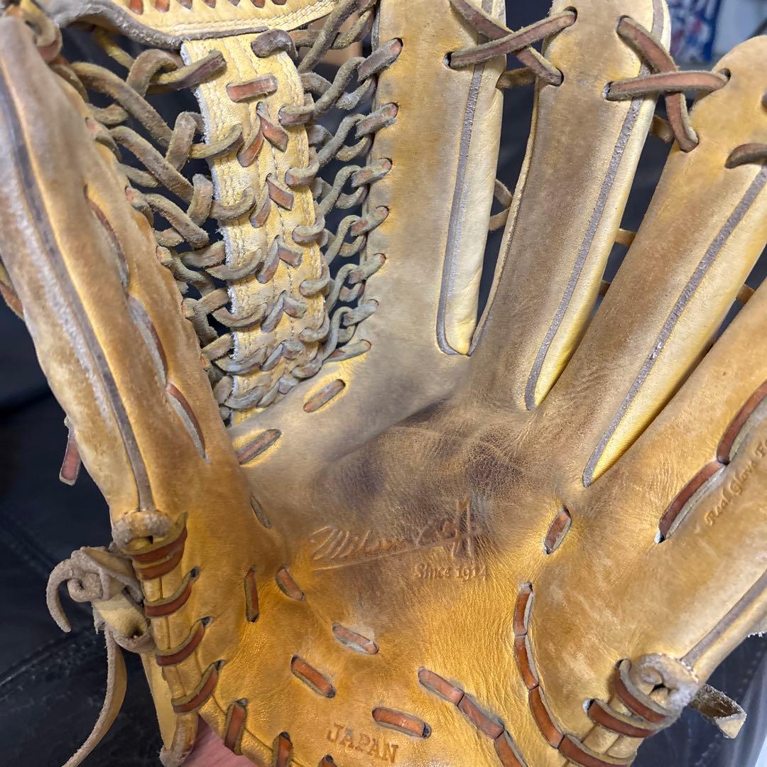 Wilson staff硬式外野用グローブ