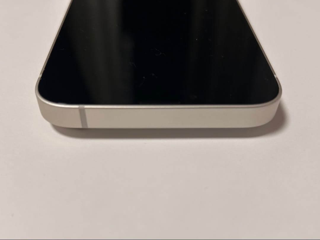 Apple iPhone 14 スターライト256GB　本体　箱・ケーブル付