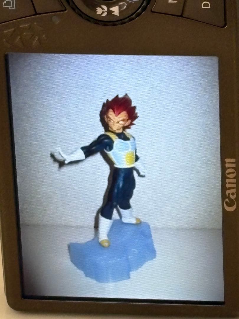 Canon IXY920IS ゴールド 動作品　充電器、SDカード4GB付き