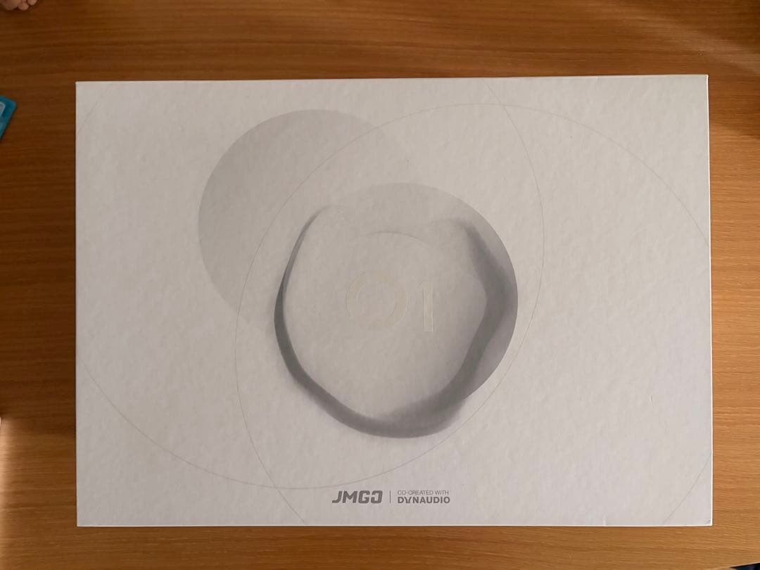 JMGO O1 超単焦点プロジェクター 本体