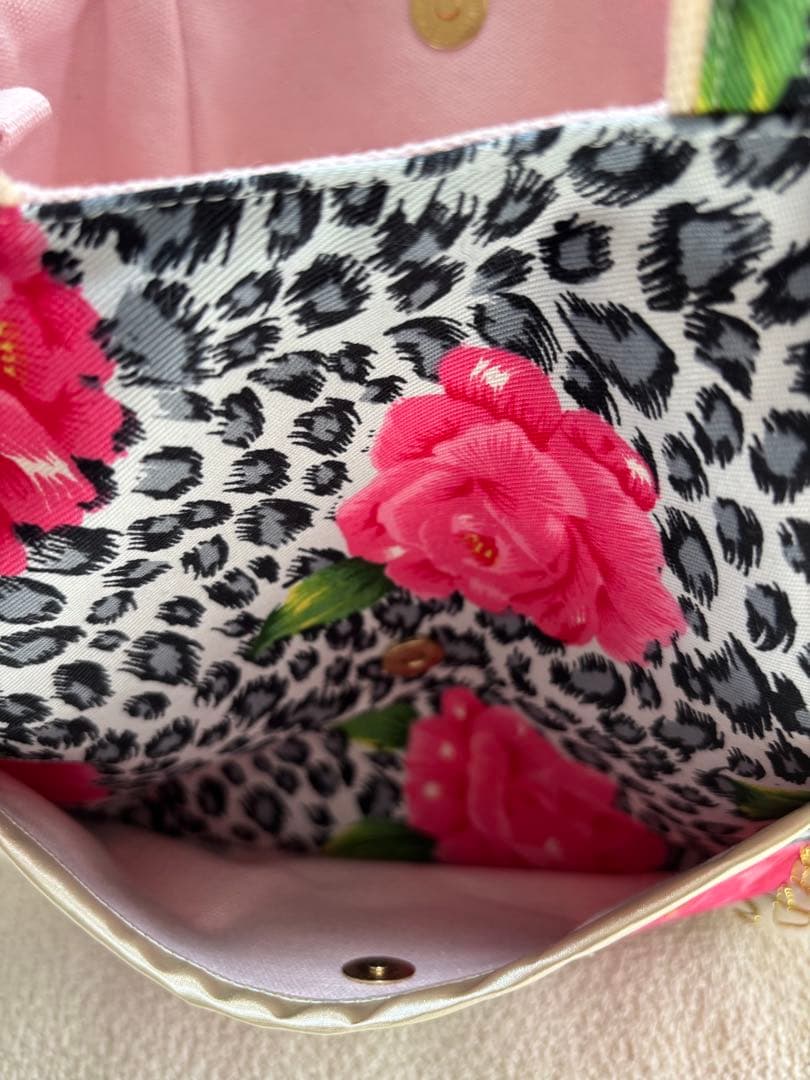 ゆ*ら様 コヤンイサムチョン　ハンドメイド　ファーバッグ　白　サンダーちゃん　ヒ