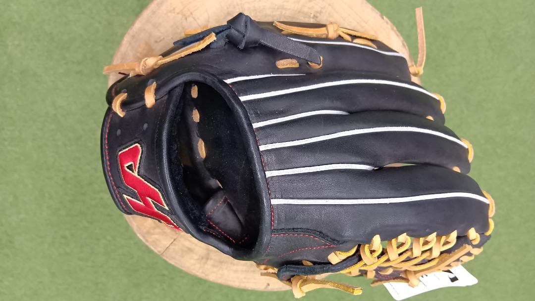 ハタケヤマ　少年軟式グローブ