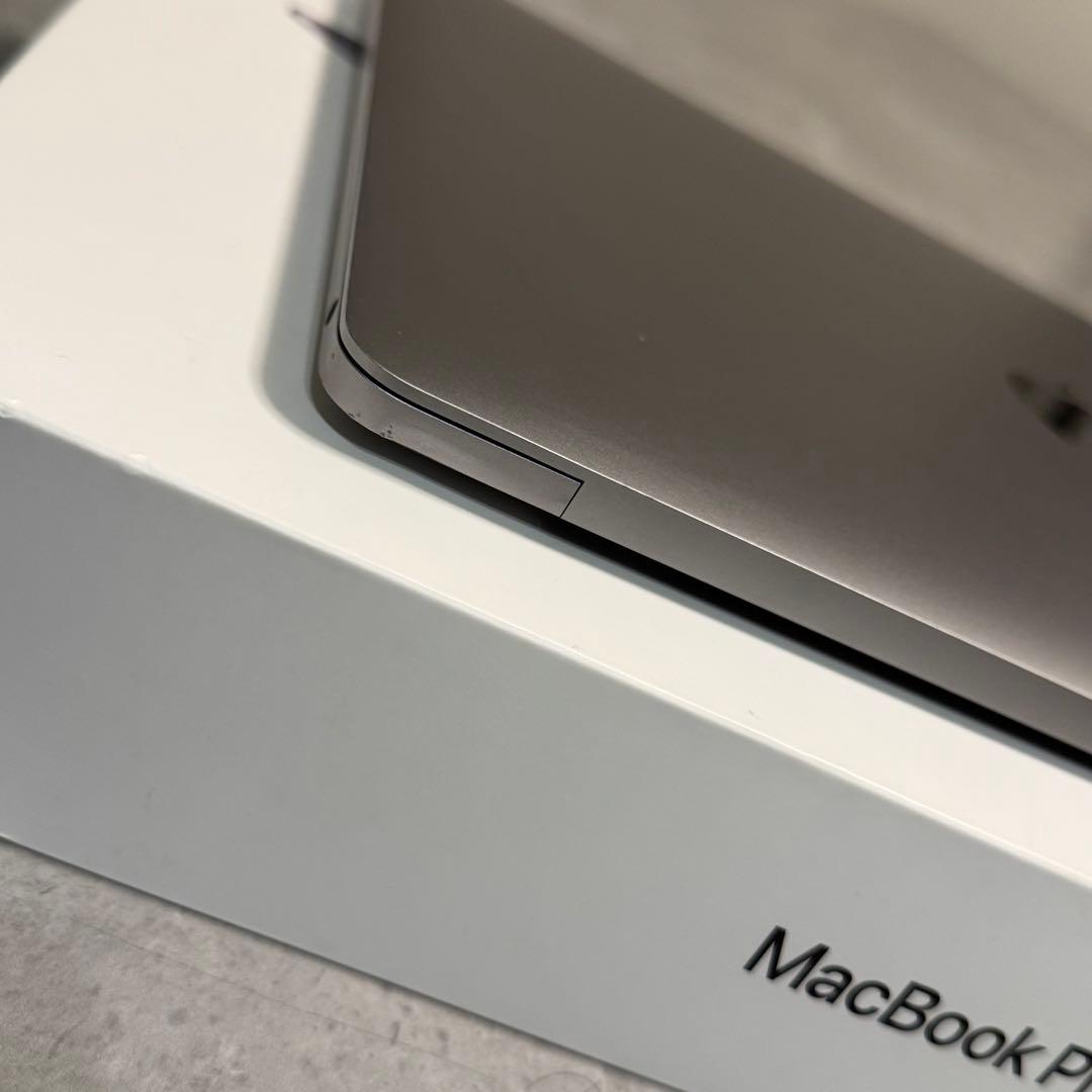 Apple 13インチ MacBookPro 本体 箱付き