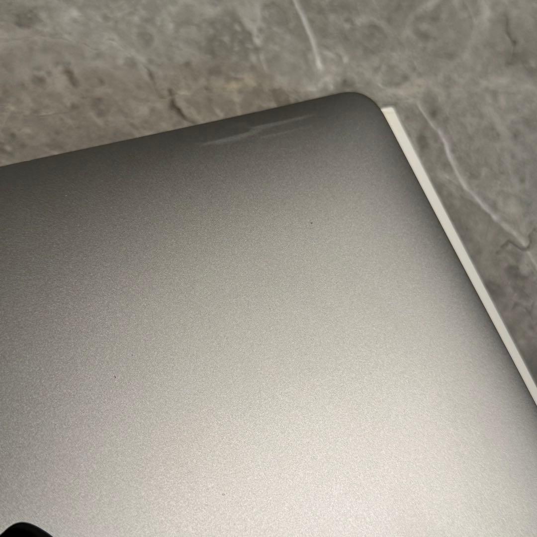 Apple 13インチ MacBookPro 本体 箱付き