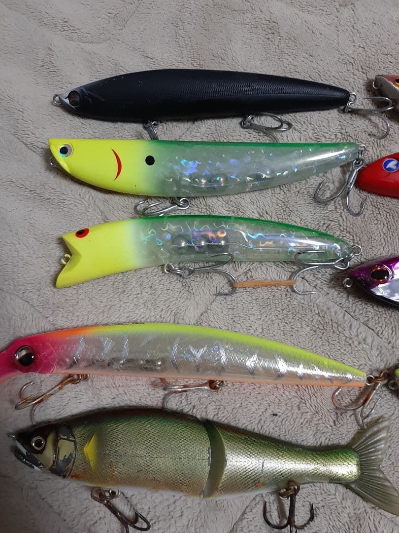 各メーカーシーバス大きめルアーセット！