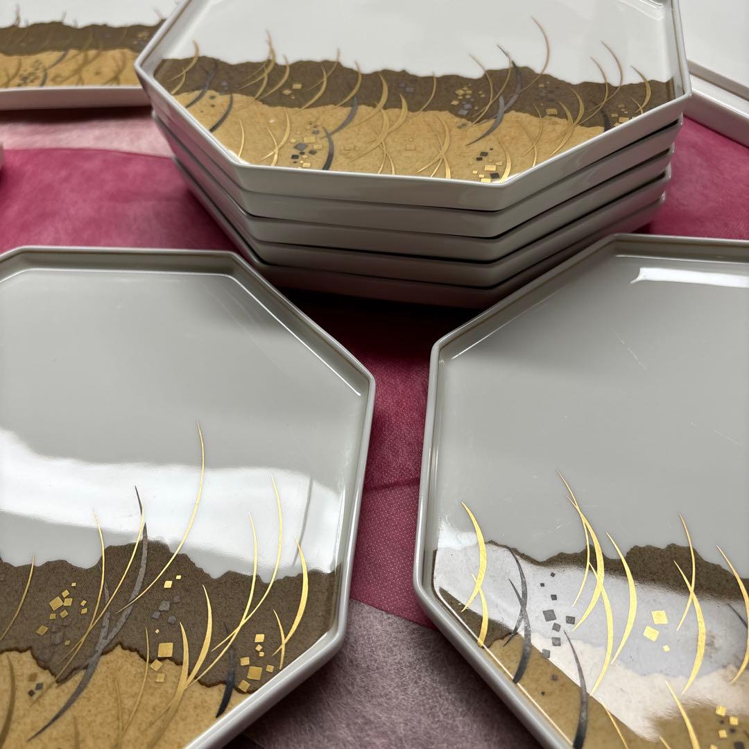 海*老様 ナルミ（NARUMI）の白耀磁器 金銀彩 武蔵野文 皿　プレート10枚