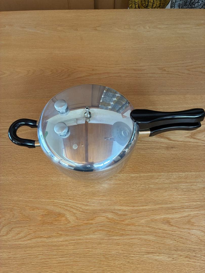 平和マジックブラウン　圧力鍋　MB-217