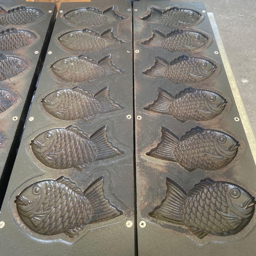 ジャンク品たい焼き器 6匹×2連 鯛焼き器/厨房機器/業務用