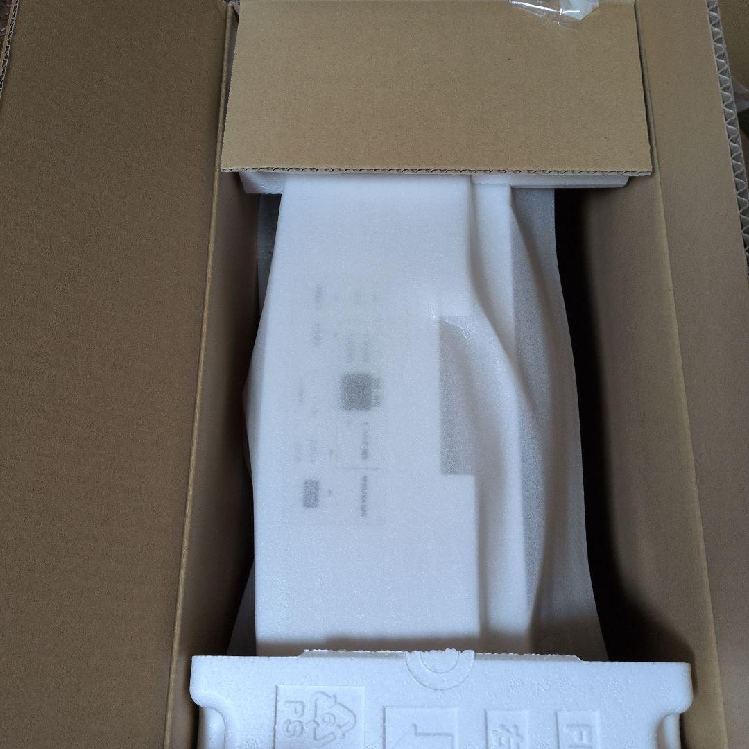 未使用 ガスファンヒーター N140 6163 13A ホワイト