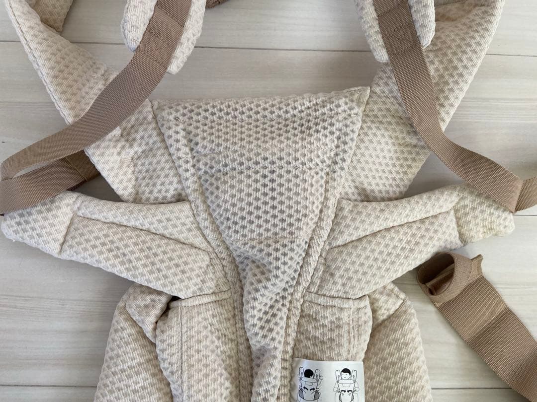 【美品】エルゴベビー オムニブリーズ ナチュラルベージュ　カバー付き