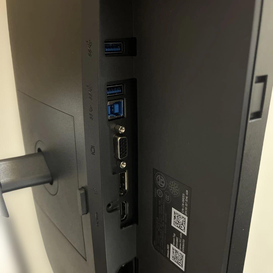 2 美品【DELL】P2422H 23.8型液晶モニター 2023年製