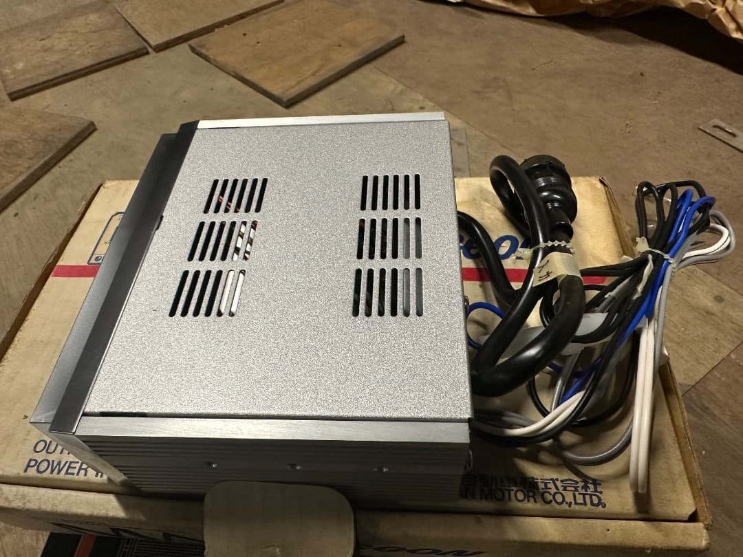 旧車　希少　アンプレベルインジゲーター