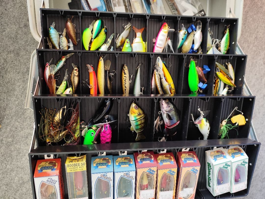 【中古＆未使用】　バスルアー100個以上まとめ売り