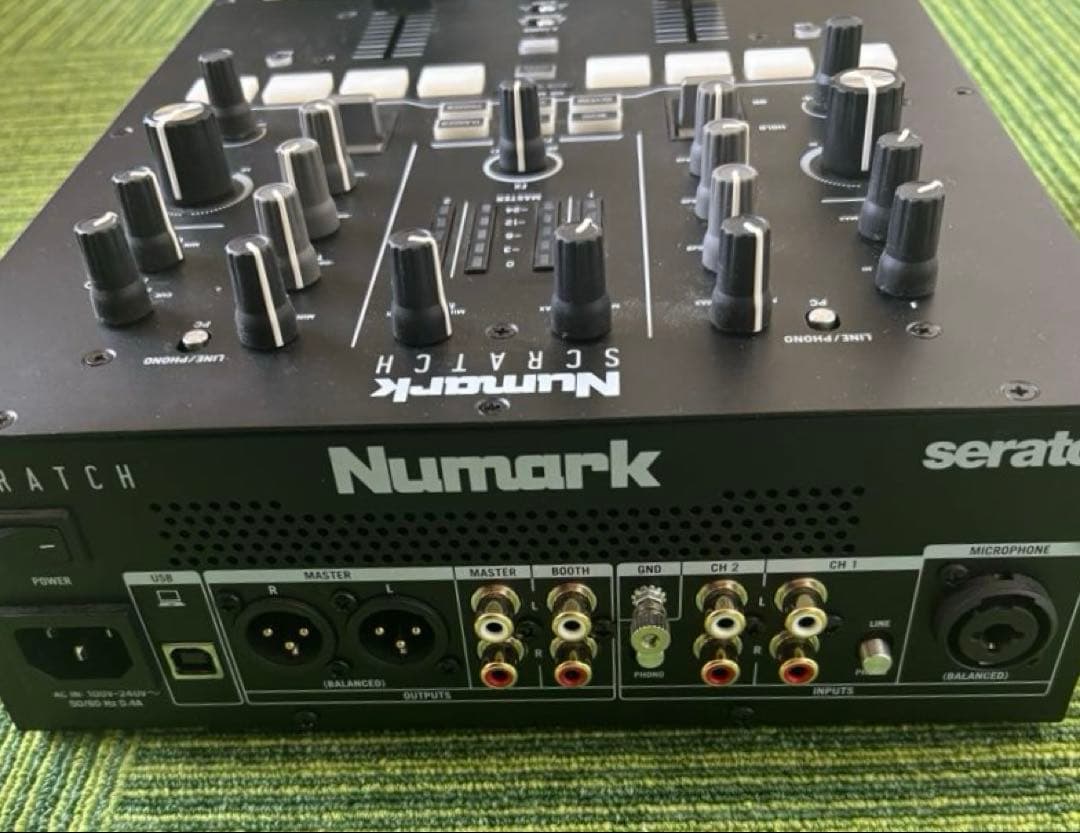 york: Numark Scratch DJM-S7 Serato対応