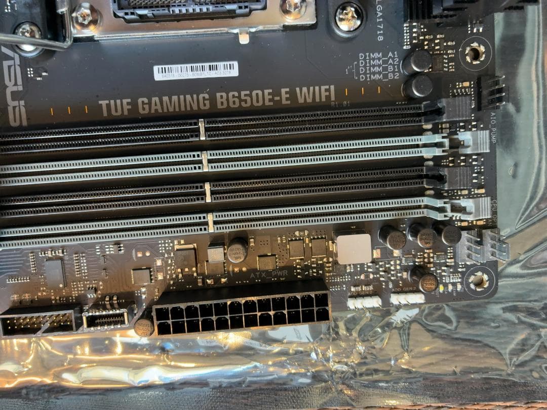 ASUS TUF GAMING B650E-E WIFI マザーボード