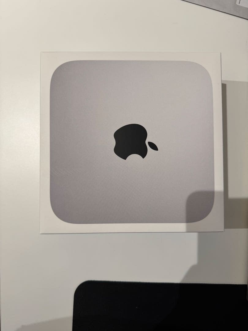 Mac mini M2 Pro 10コアCPUと16コアGPU メモリ16GB