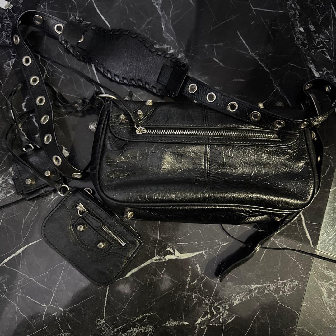 バッグ BALENCIAGA LE CAGOLE PEARCING XS