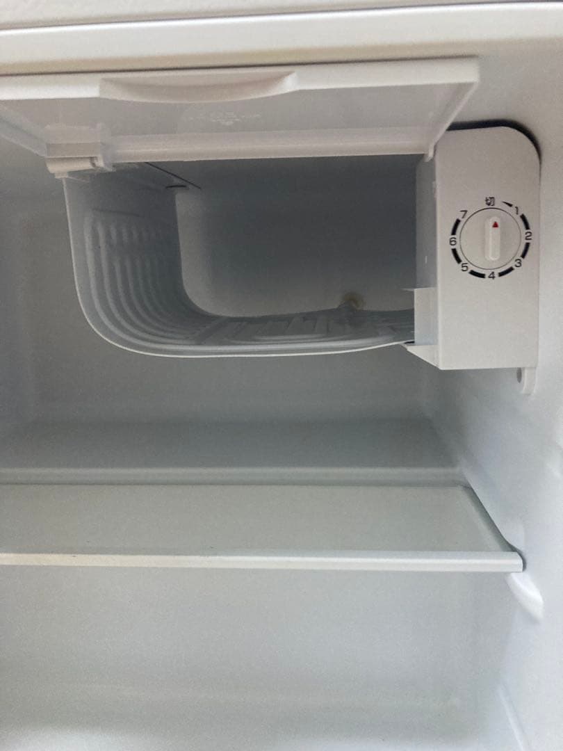 MAXZEN ホワイトコンパクト冷蔵庫