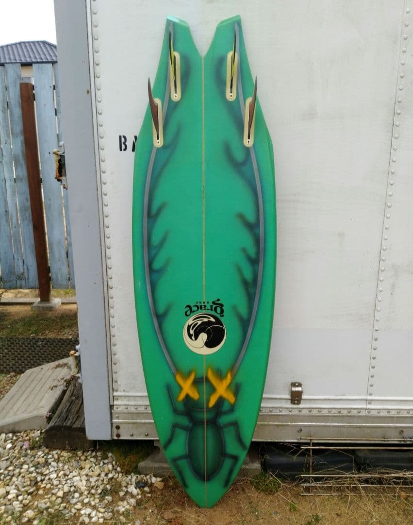 訳あり 変態ボード クアッド フィッシュ クワガタ ボードケース フィン付き