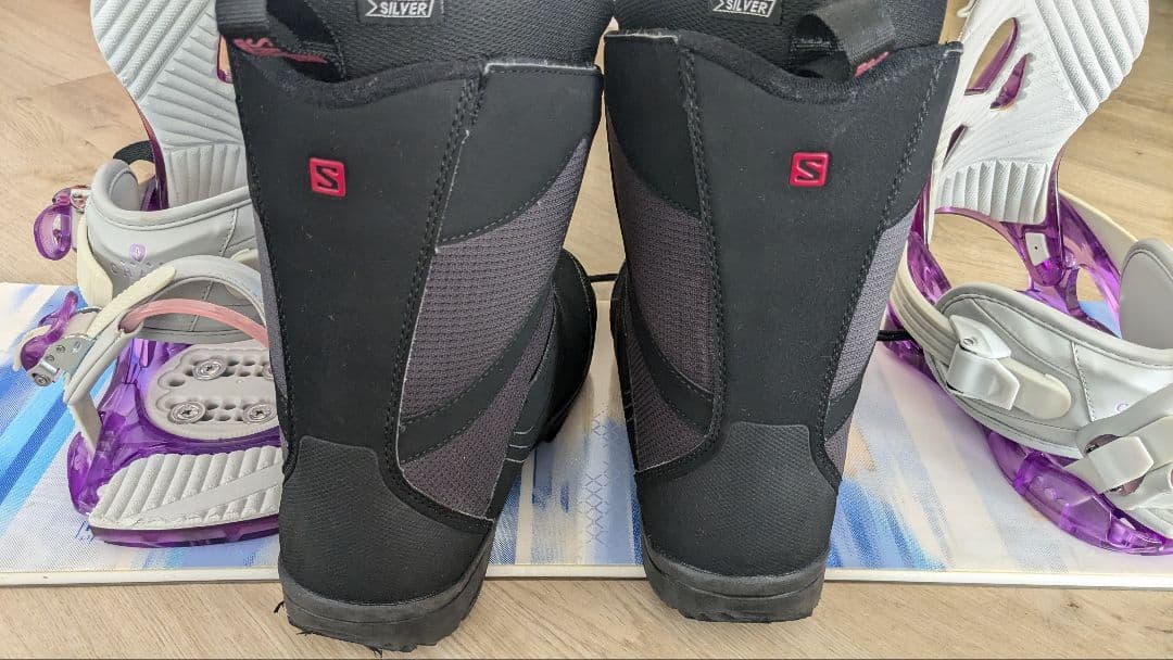スノーボードとブーツのセット(スノボセット)