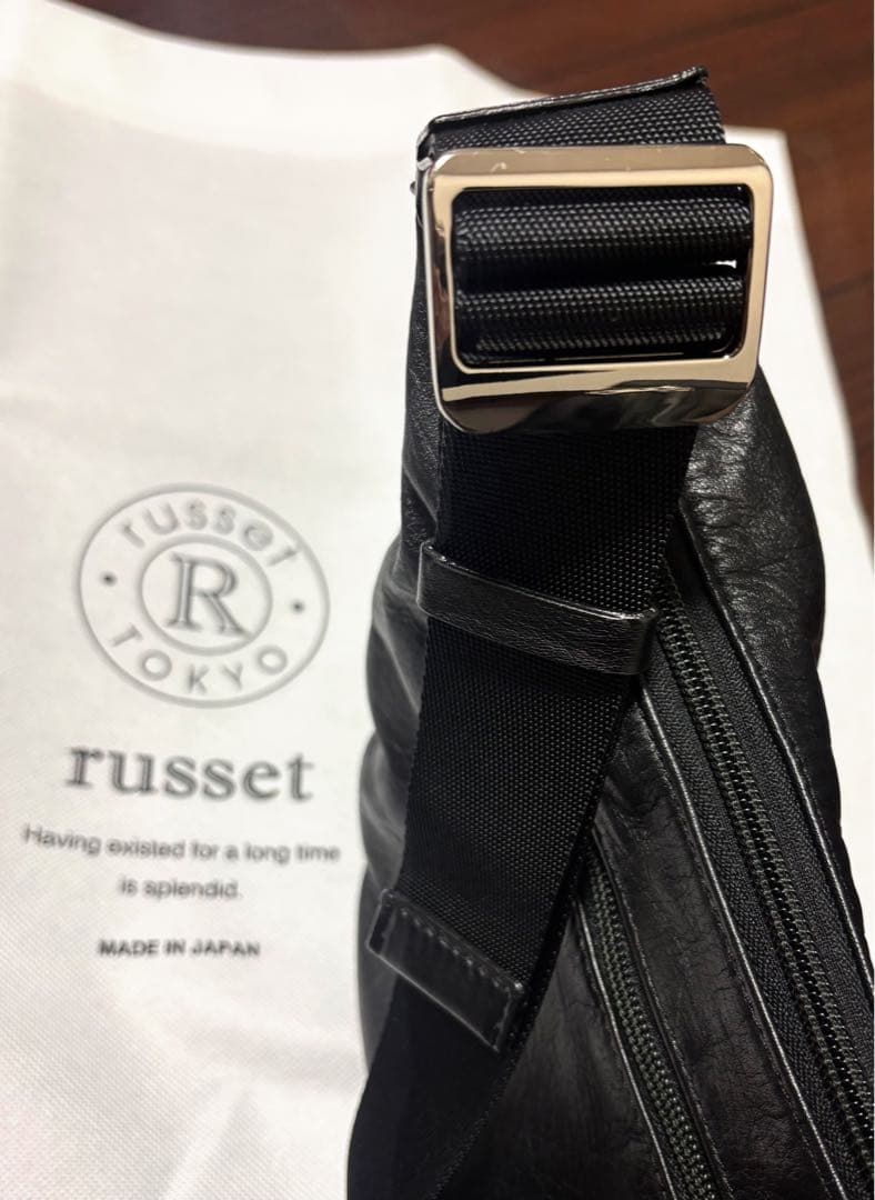 ラシット　ラウンドショルダーバッグ　ソフトレザー　美品