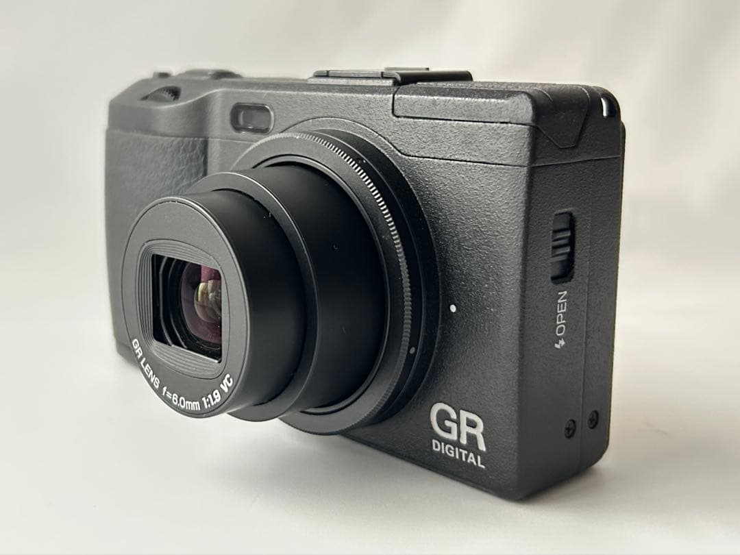 【完全動作品】美品 RICOH GR digital IV コンデジ ブラック