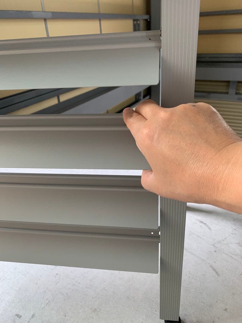 アルミ製 エアコン室外機カバー排気ルーバー方向可調L-ライトグレー