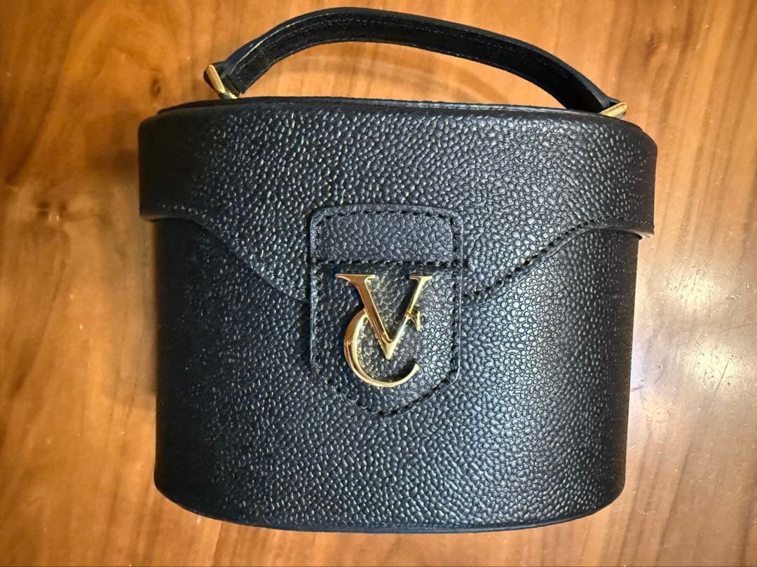 超美品 CHRISTIAN VILLA バニティバッグ レディース ブラック