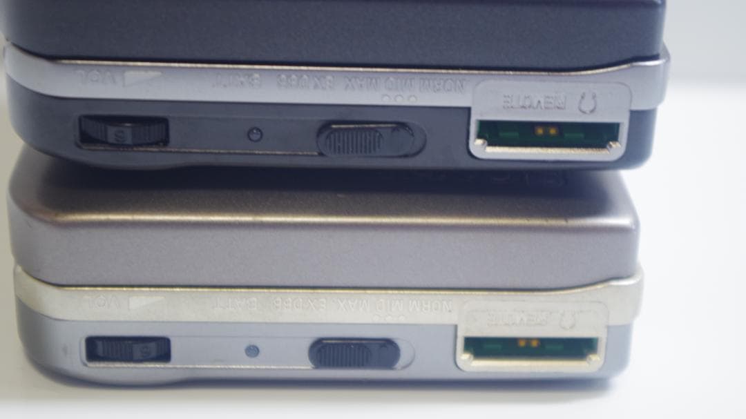 B0660 SONY WM-FX909 ウォークマン (2セット)