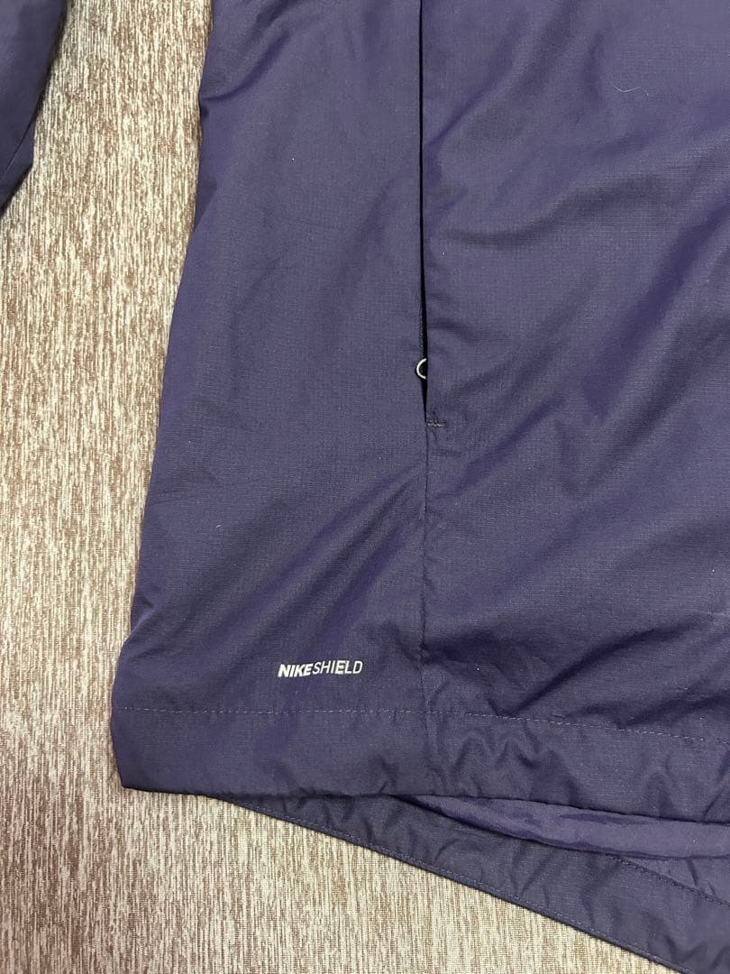 サンフレッチェ広島　2017 支給品　フード付きウィンドブレイカー