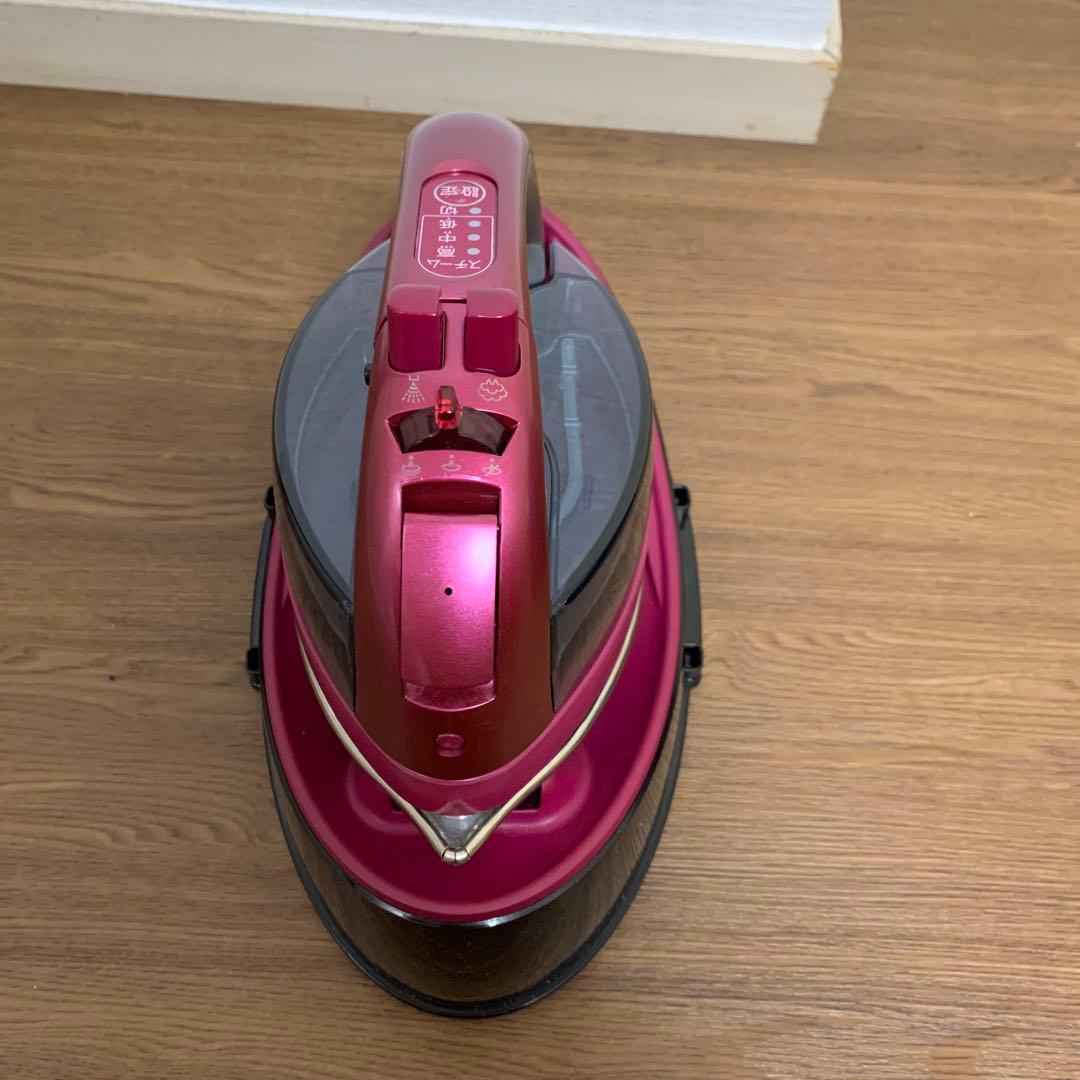 パナソニック NI-WL707 コードレススチームアイロン カルル