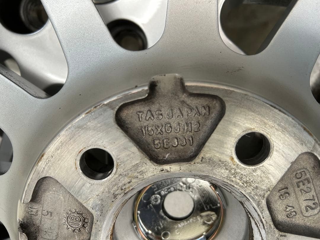 スタッドレスYOKOHAMA 175/65R15 タイヤ・ホイールセット