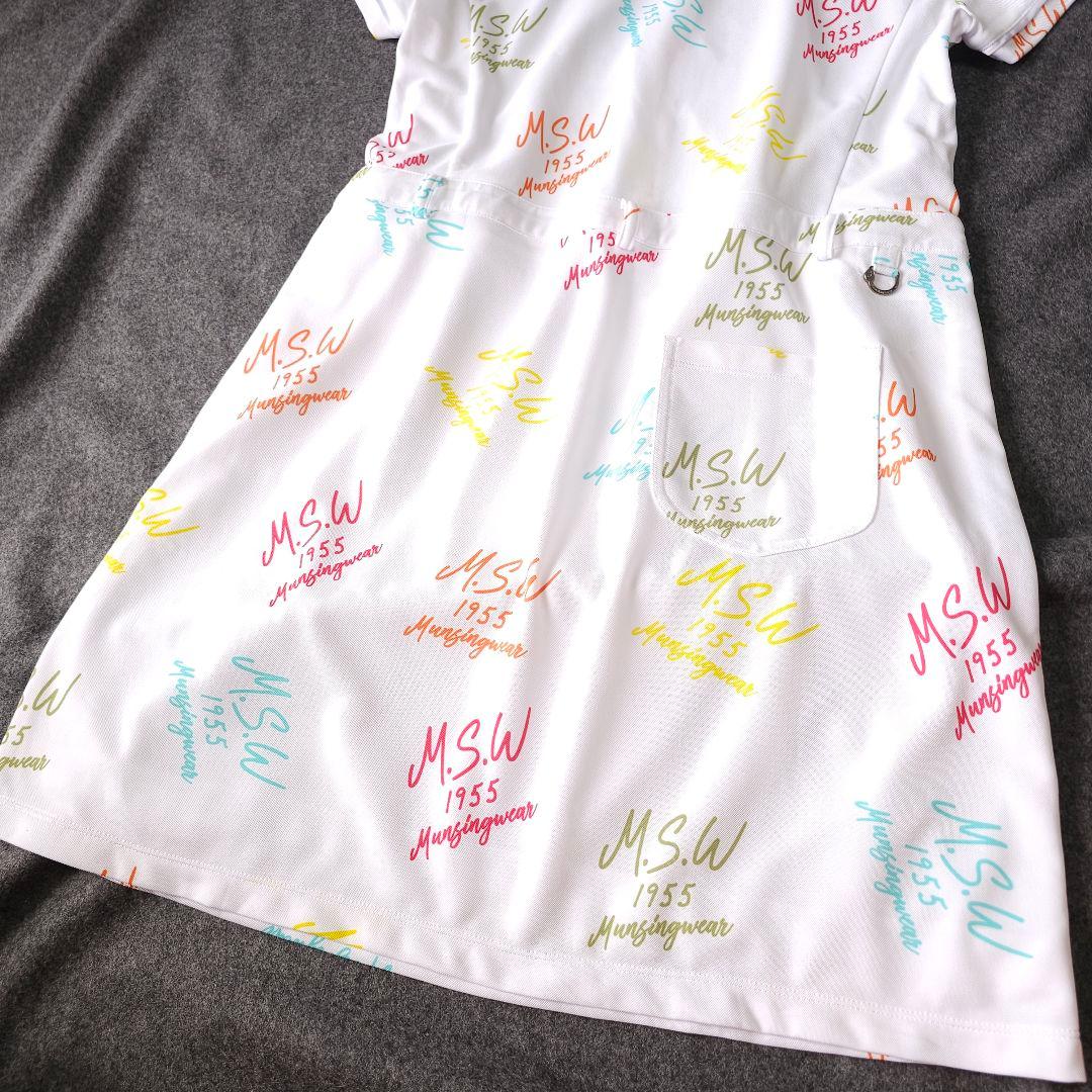 【マンシングウェア】ペンギンロゴ×ロゴ総柄 マルチカラー 半袖ゴルフワンピースL